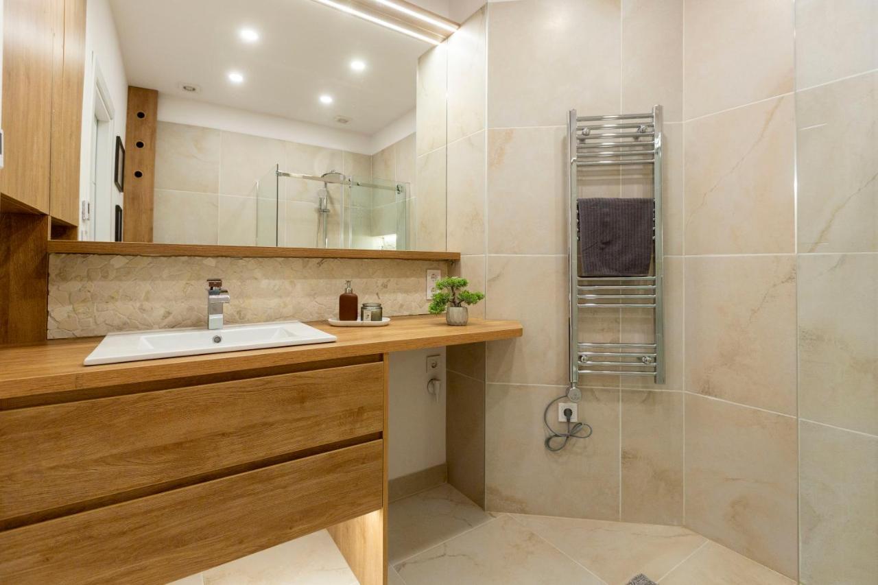 Apartman Exclusive Dohany With Balcony Next To The New York Cafe Budapest